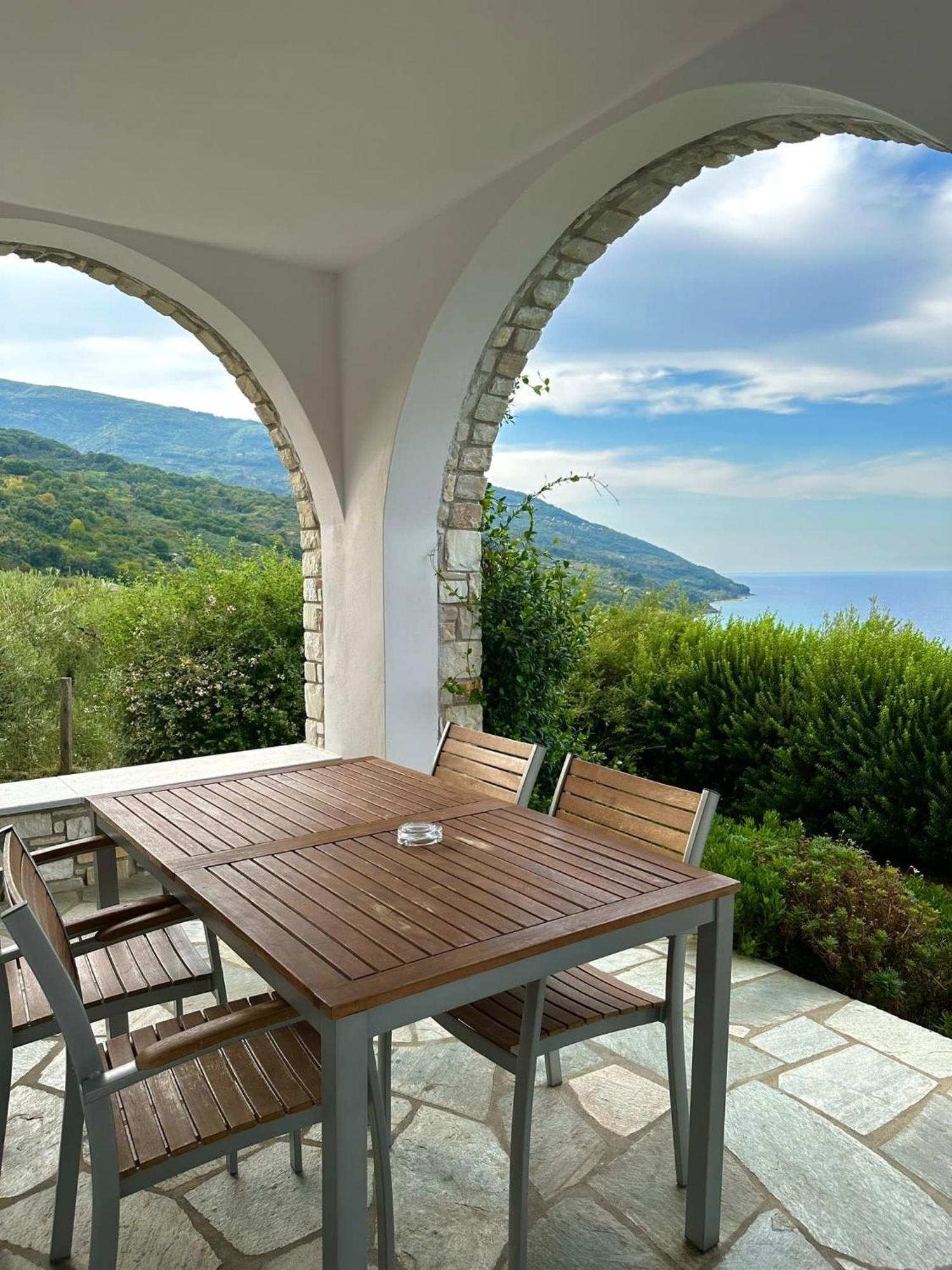 Moses Villa Chorefton Exterior foto